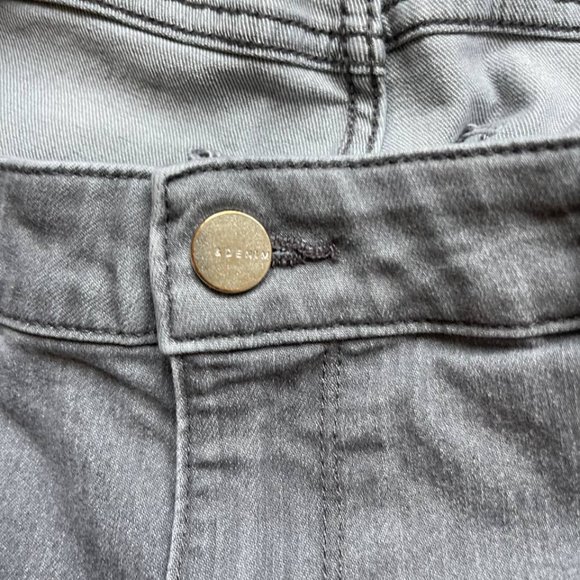 H&M Women's Gray Jeans size 33 Pre-owned Very Good - Picture 3 of 5